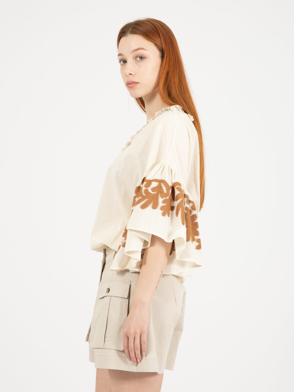 Camicia con nappine bianca /bruciato