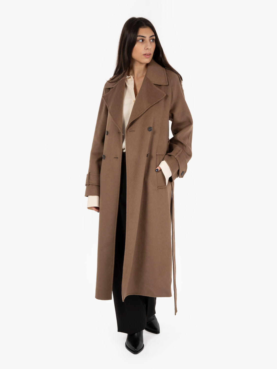 Cappotto doppiopetto con cintura tortora