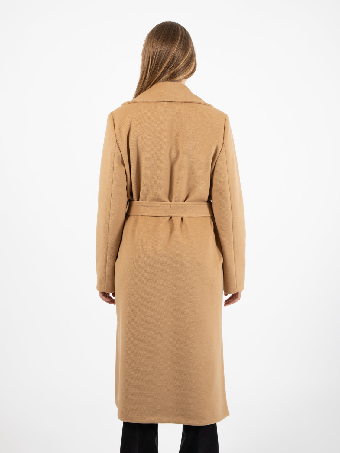 Cappotto lungo con cintura cammello