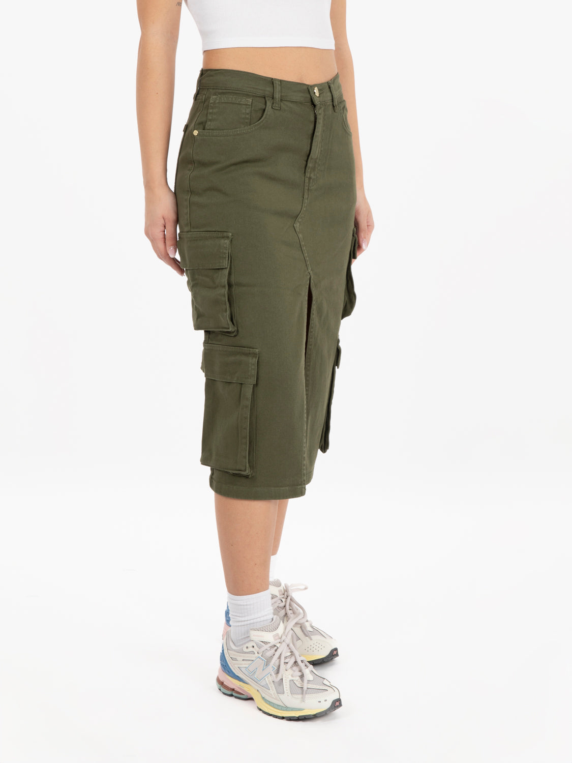 Cargo skirt with military slit