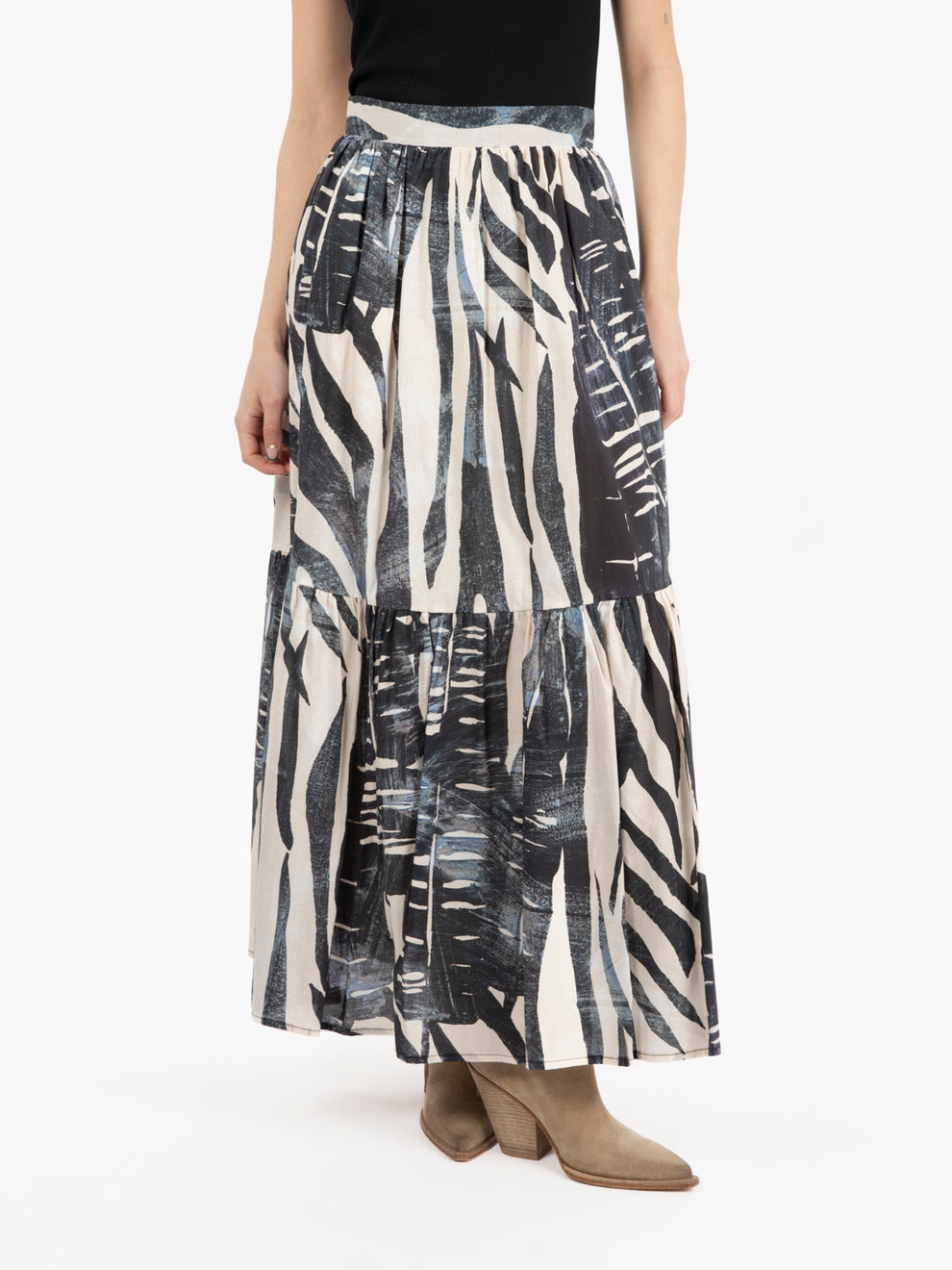 Long skirt with multicolored ruffles
