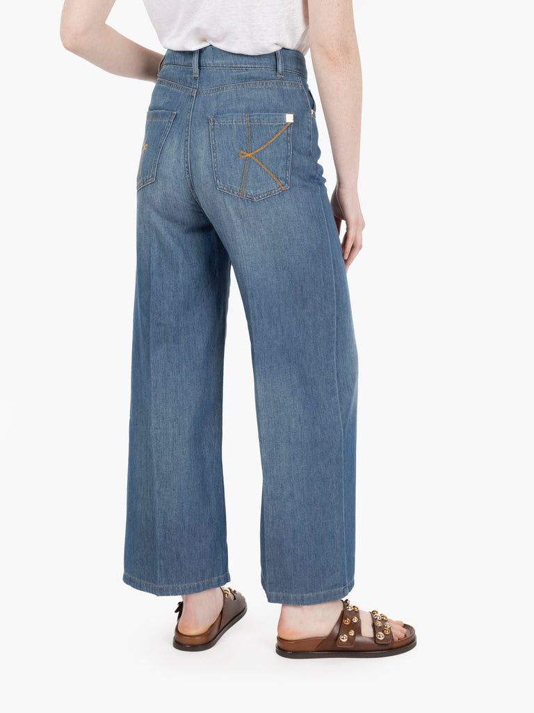 KAOS - Jeans cropped in denim blu chiaro
