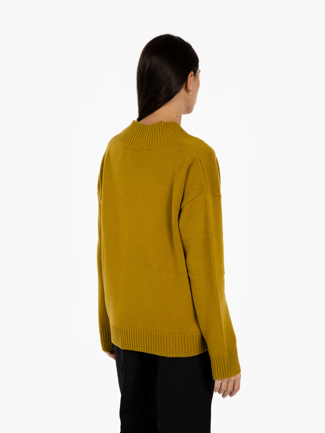 Oil V-neck sweater