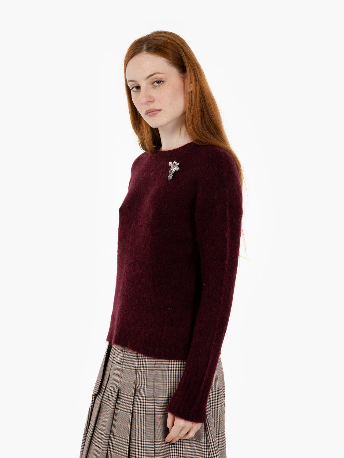 Burgundy crew neck sweater with brooch