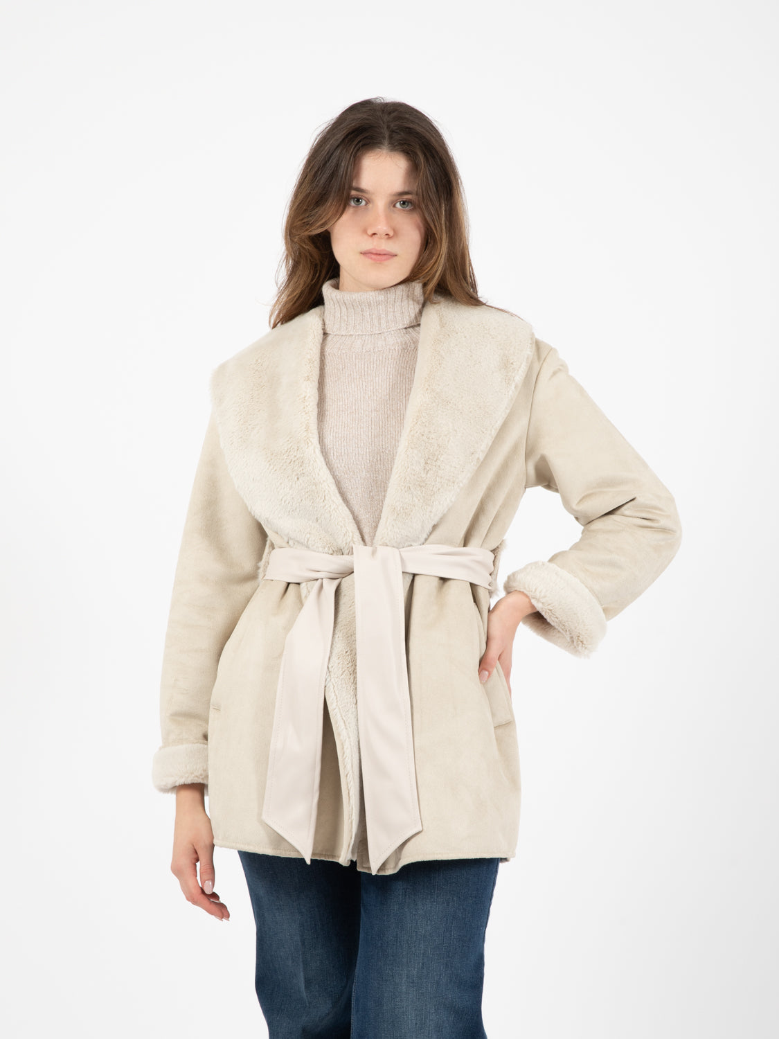 Short faux fur sheepskin with ice sash