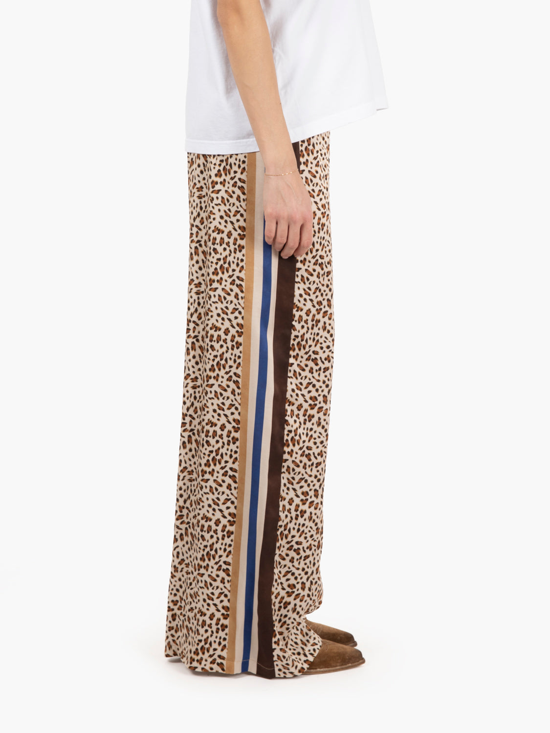 Pantaloni in raso leopardato