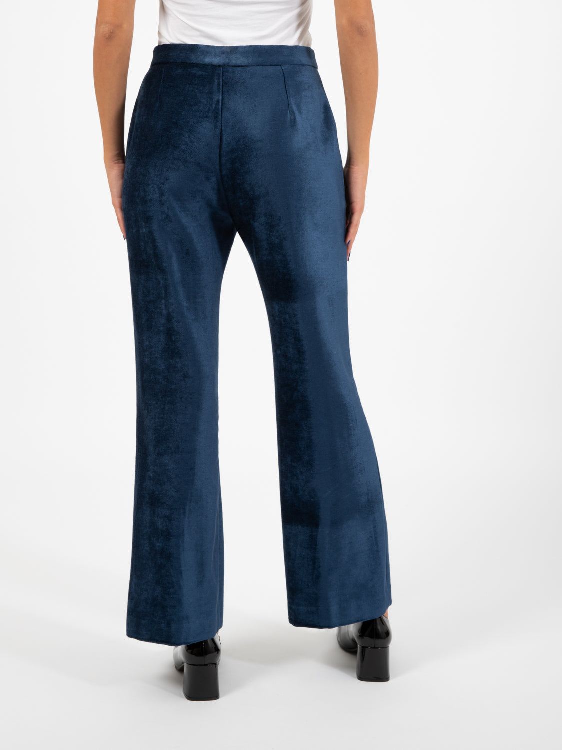 Pantaloni in velluto a trombetta blu