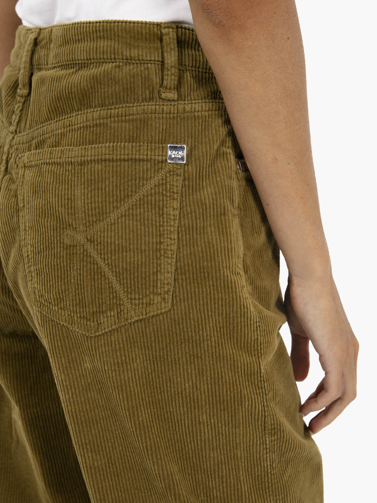 Oil velvet cigarette trousers