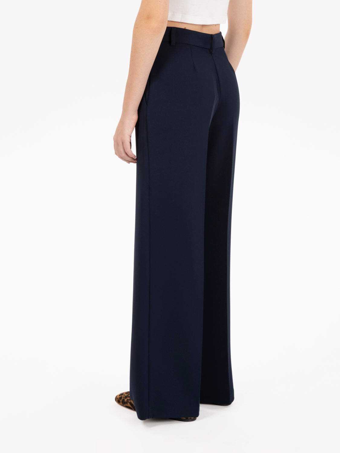 Pantaloni wide leg in crepe blu notte