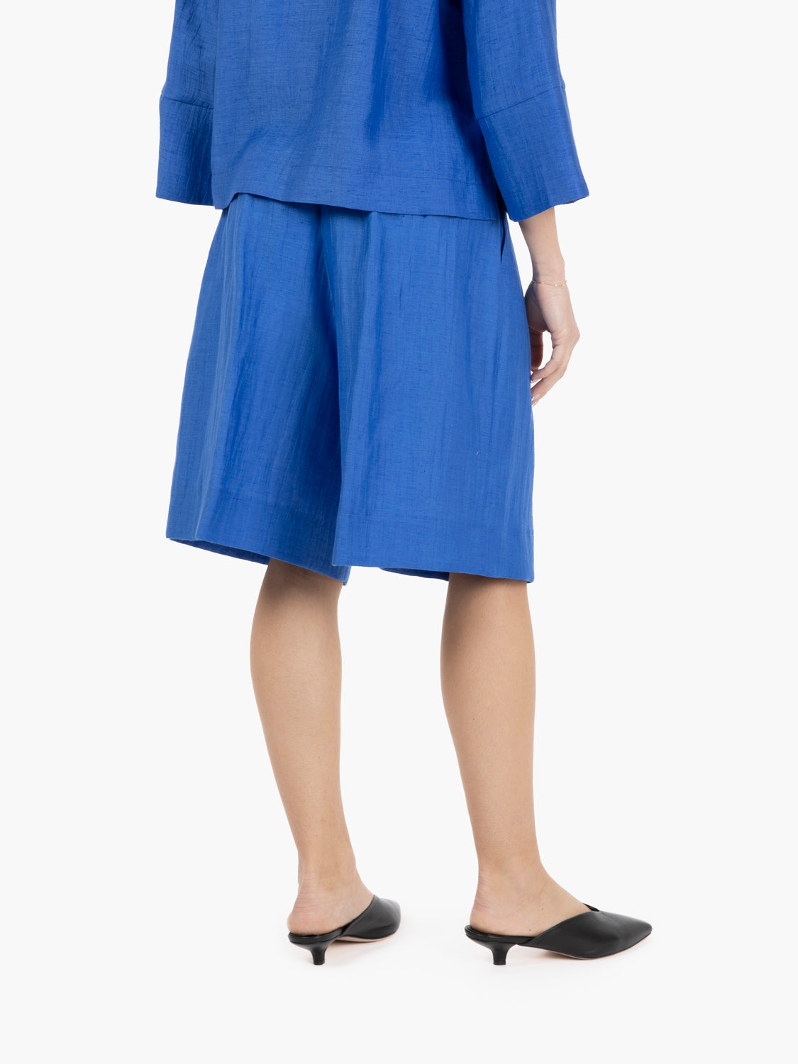 Shorts in misto lino bluette