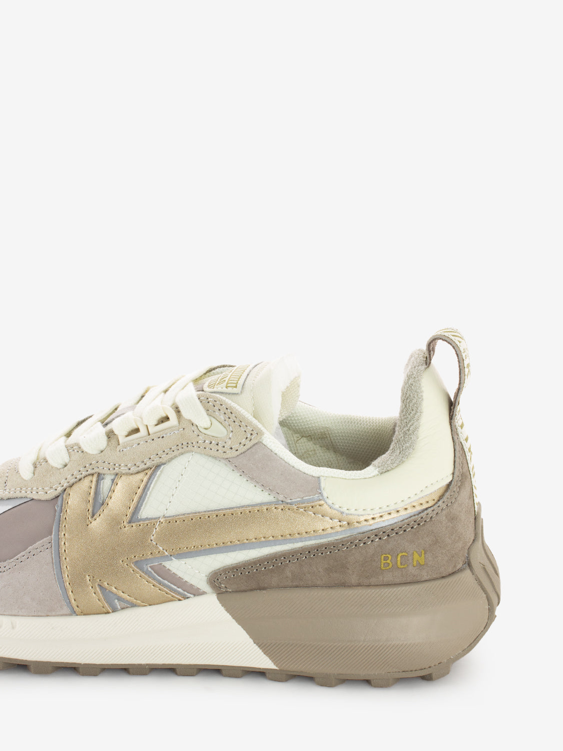 Sneakers Detroit white / gold / beige