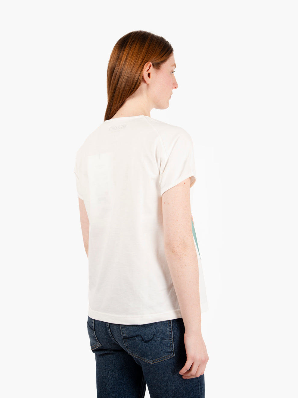 Amidst over fit cream / multicolor t-shirt