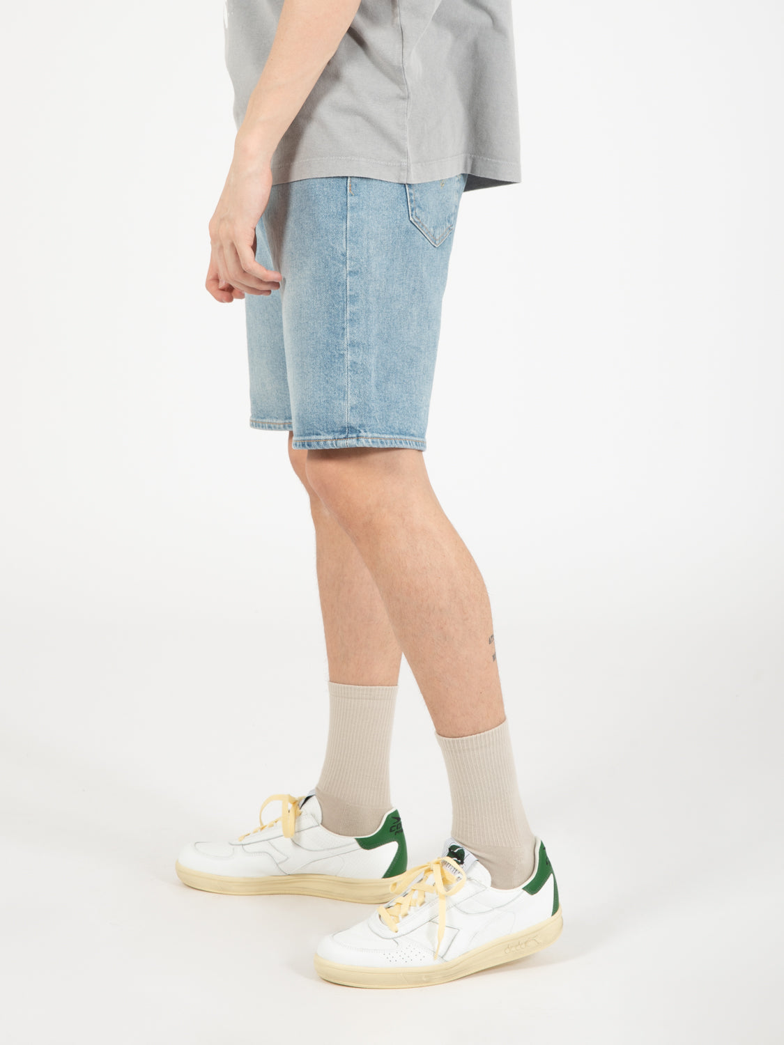501® Original Shorts denim medio chiaro