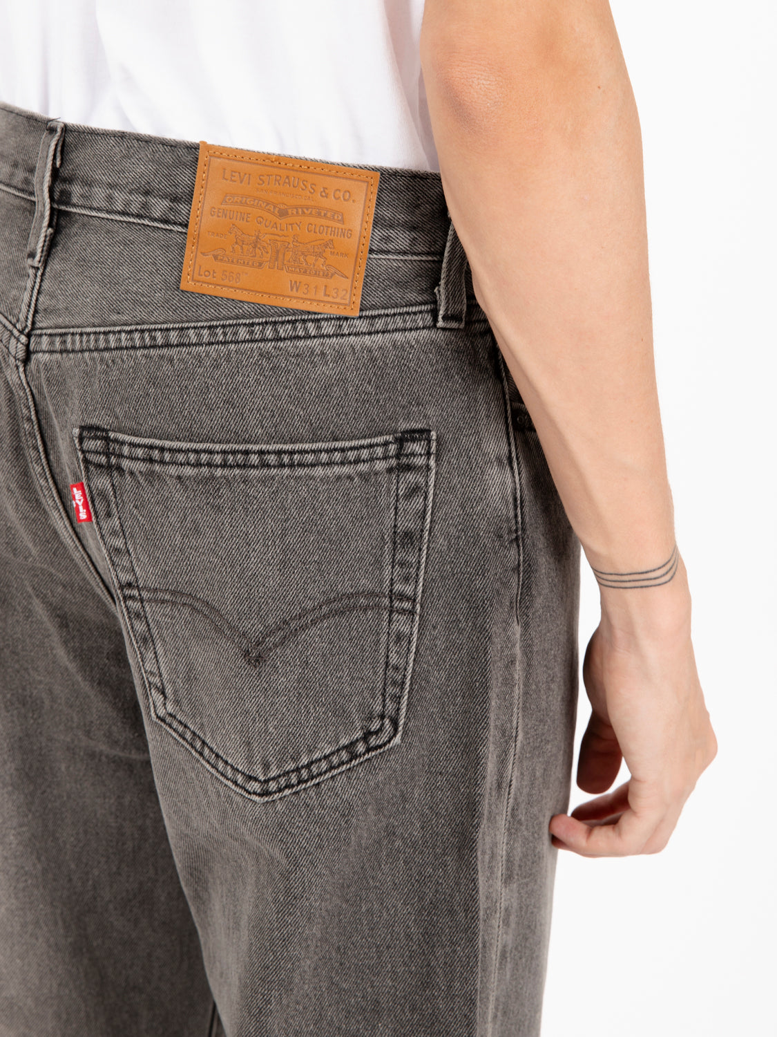 568® Loose Straight Block party T2