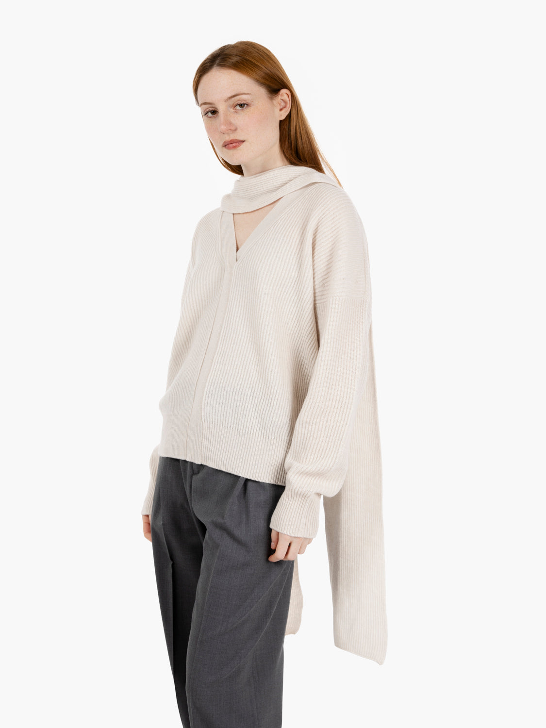 Maglia Lasonne con sciarpa pomice