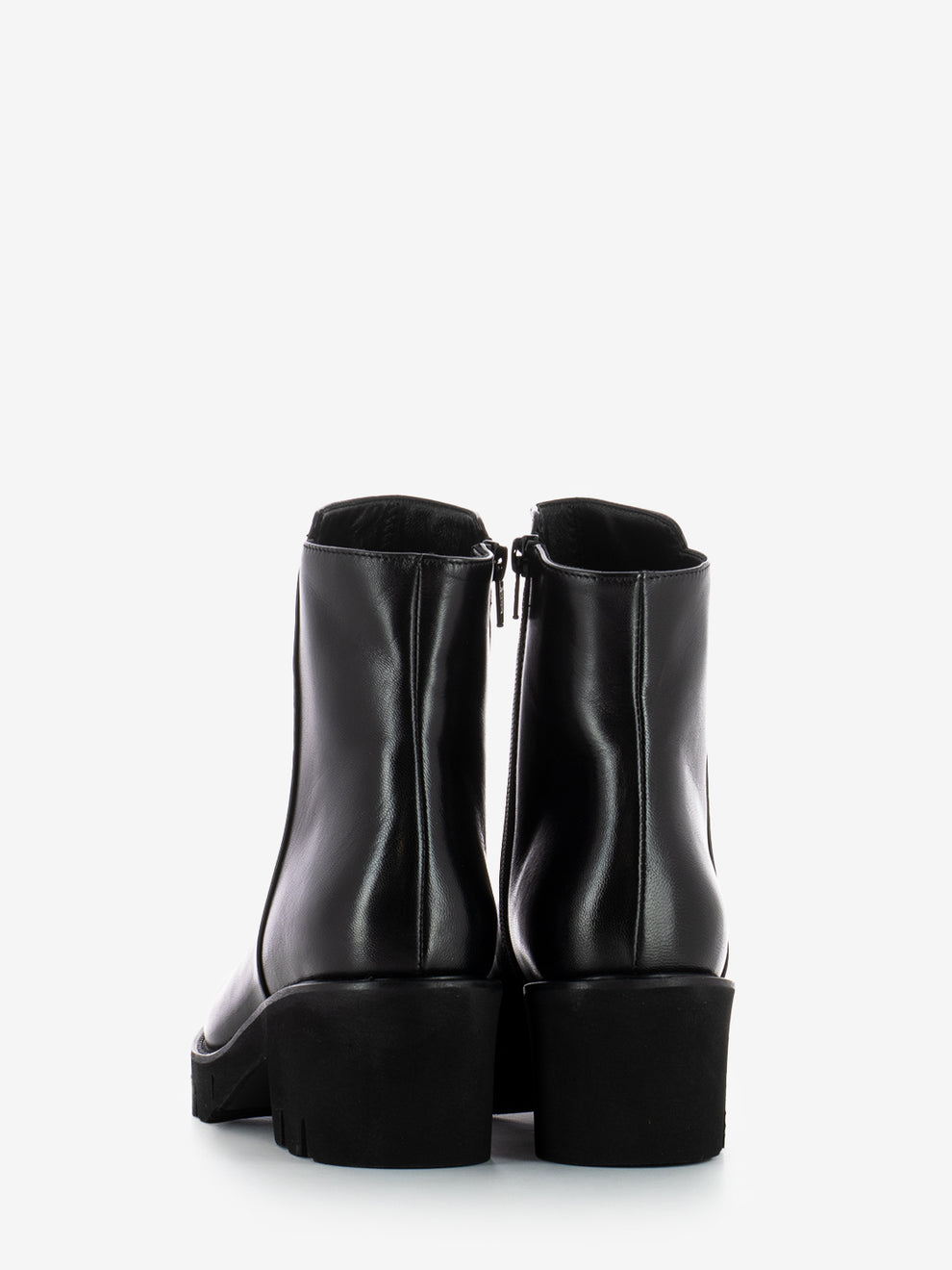 Stivaletti con tacco in pelle nero