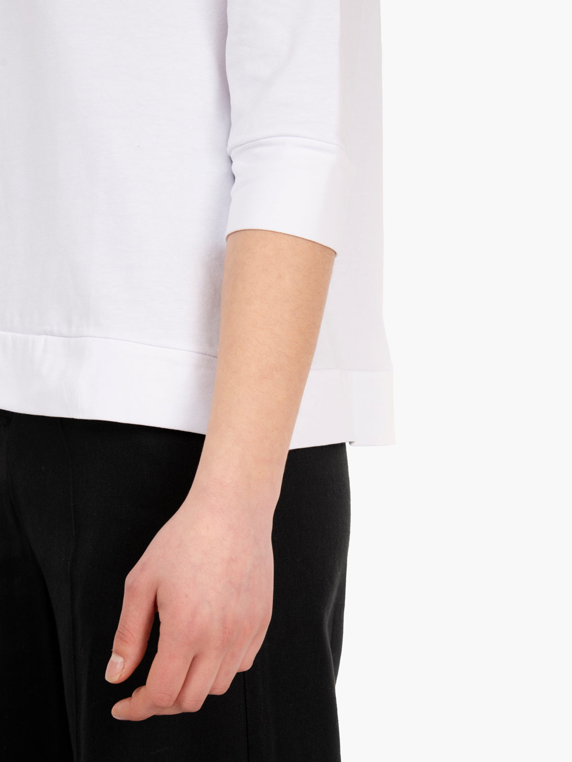 White cotton 3/4 sleeve sweater