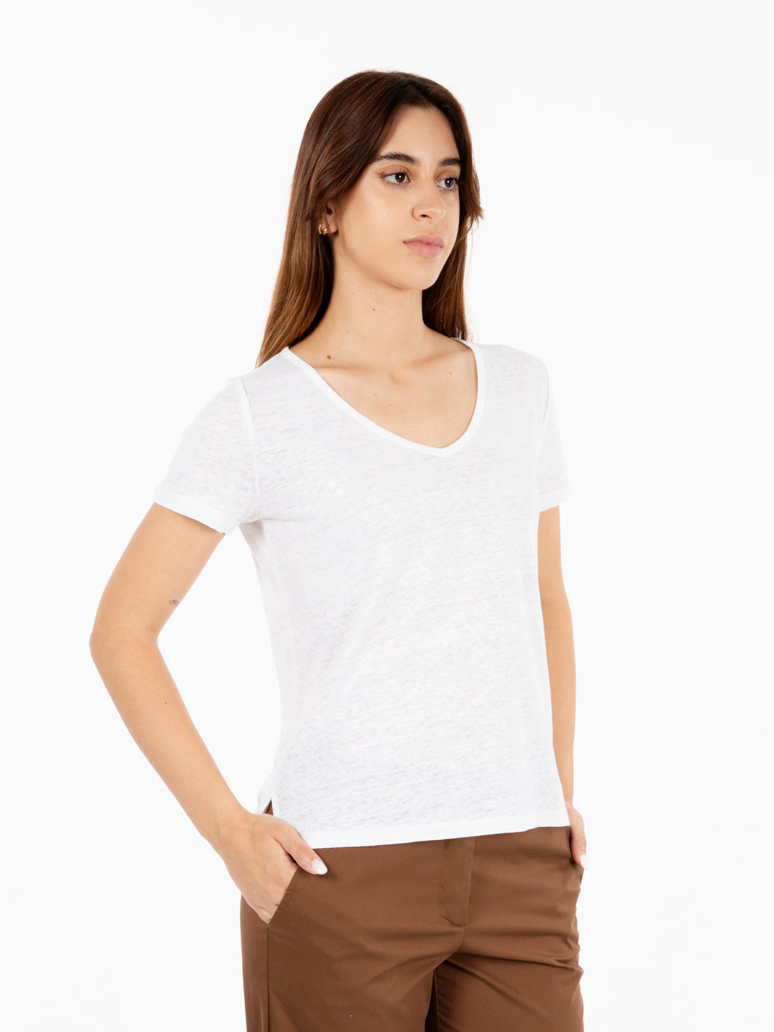 White jersey double length V-neck T-shirt