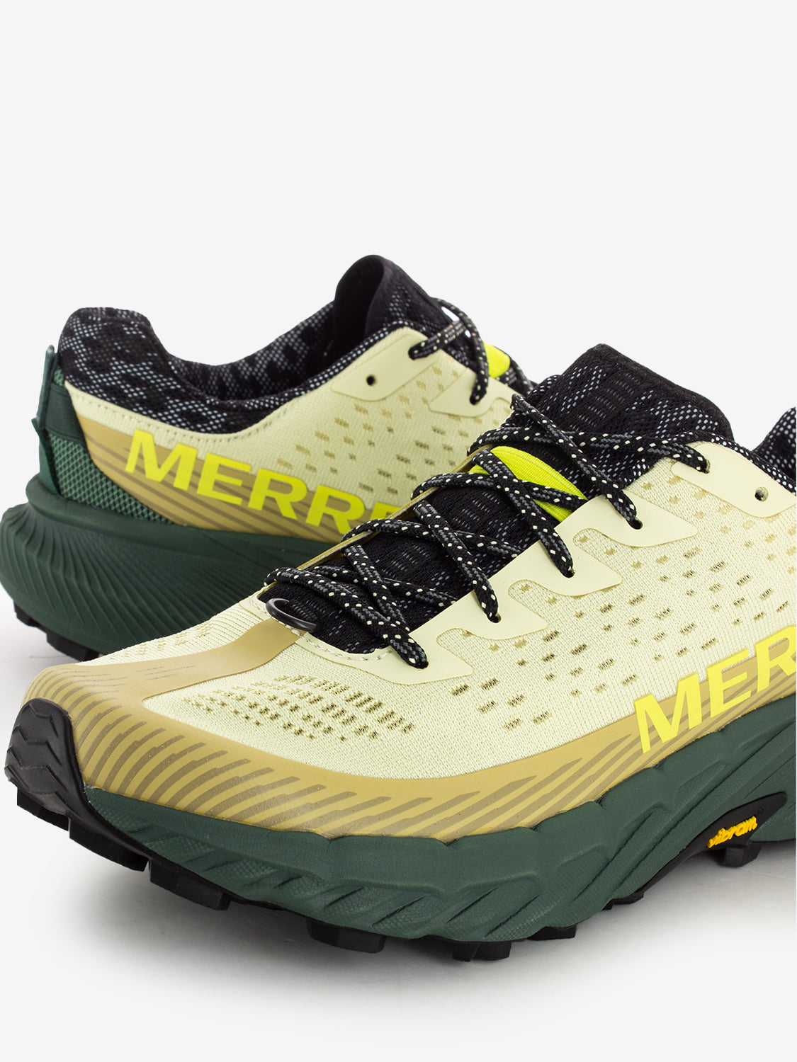 Agility Peak 5 Beach Sneakers