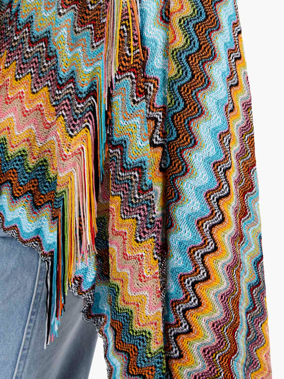 Long poncho zigzag design light blue / multicolor