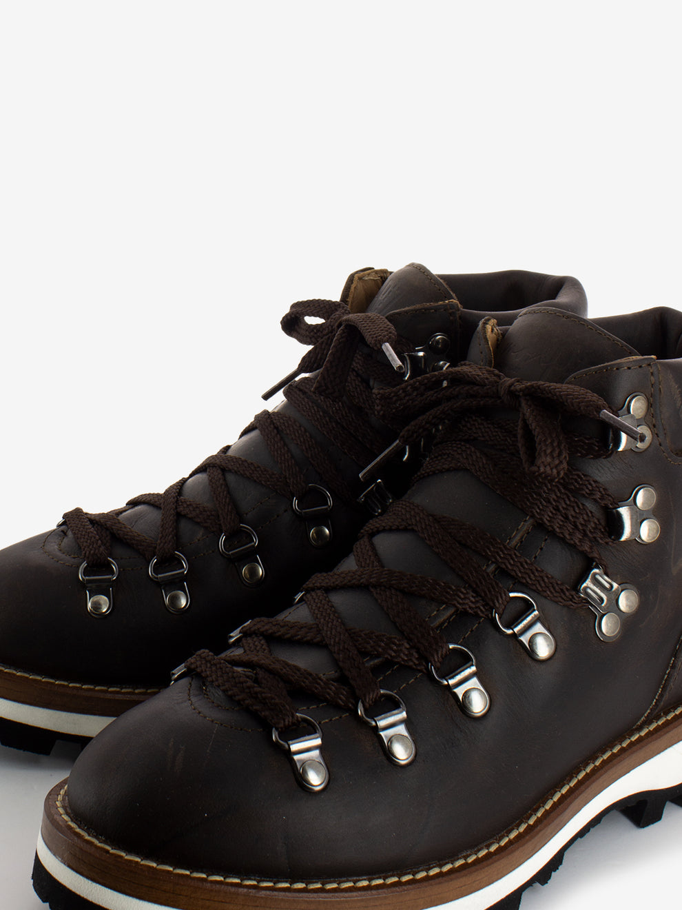 Cortina dark brown leather boot