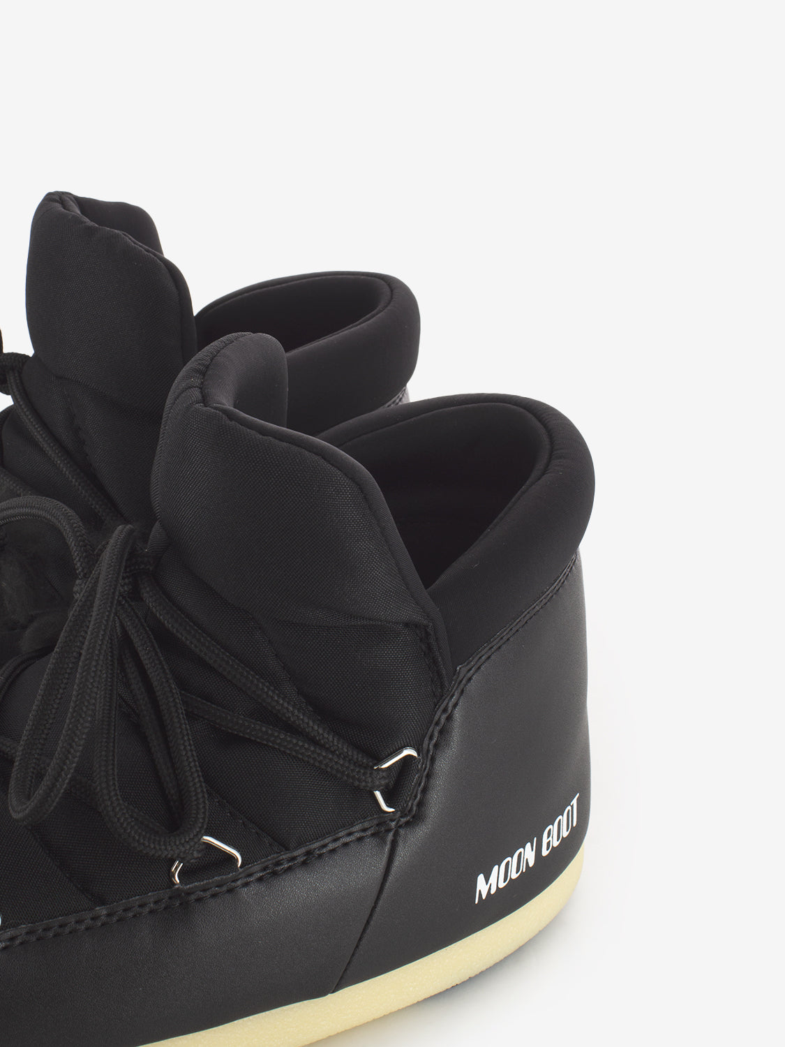 MB EVX pumps black