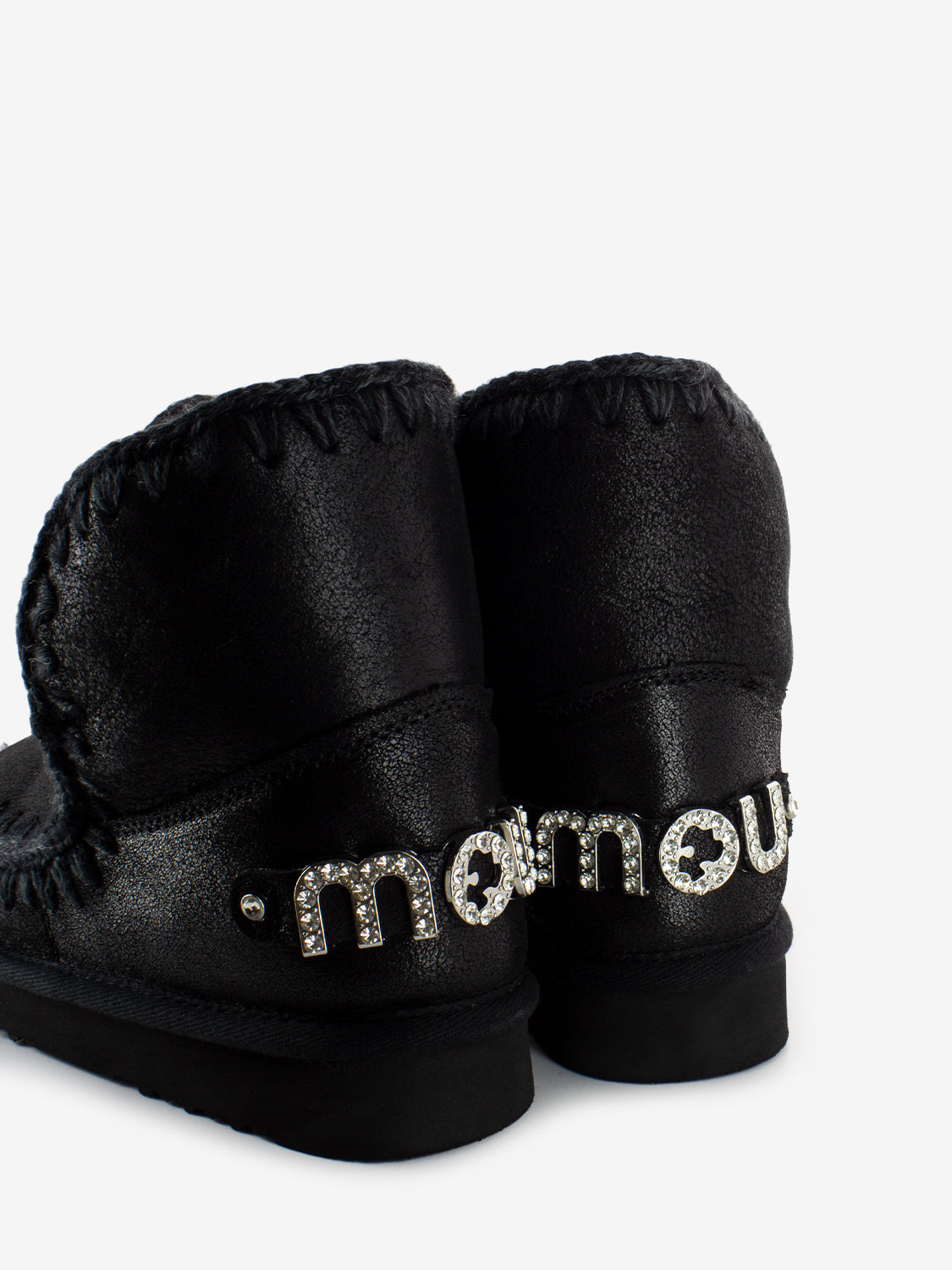 Eskimo 18 rhinestones logo black