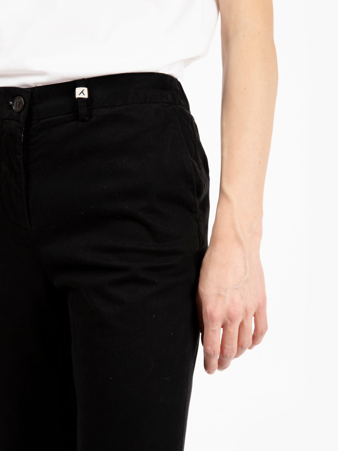 Pantaloni a trombetta gabardina neri