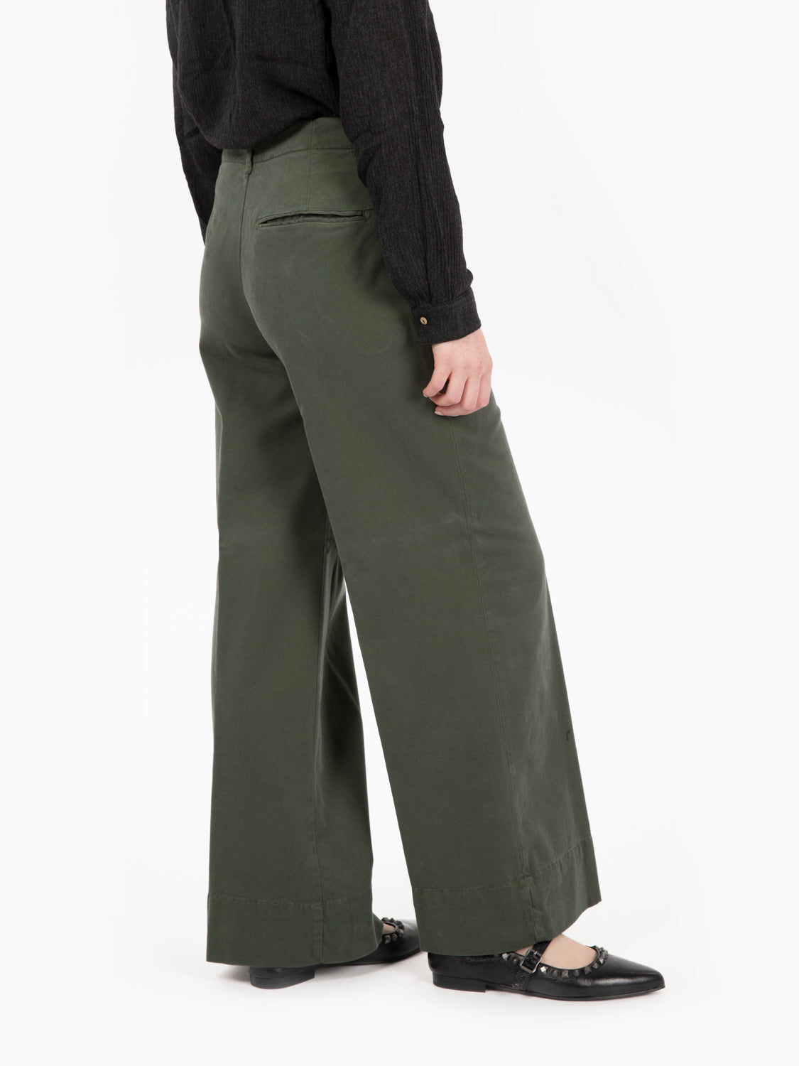 Pantaloni ampi con risvolto verdi