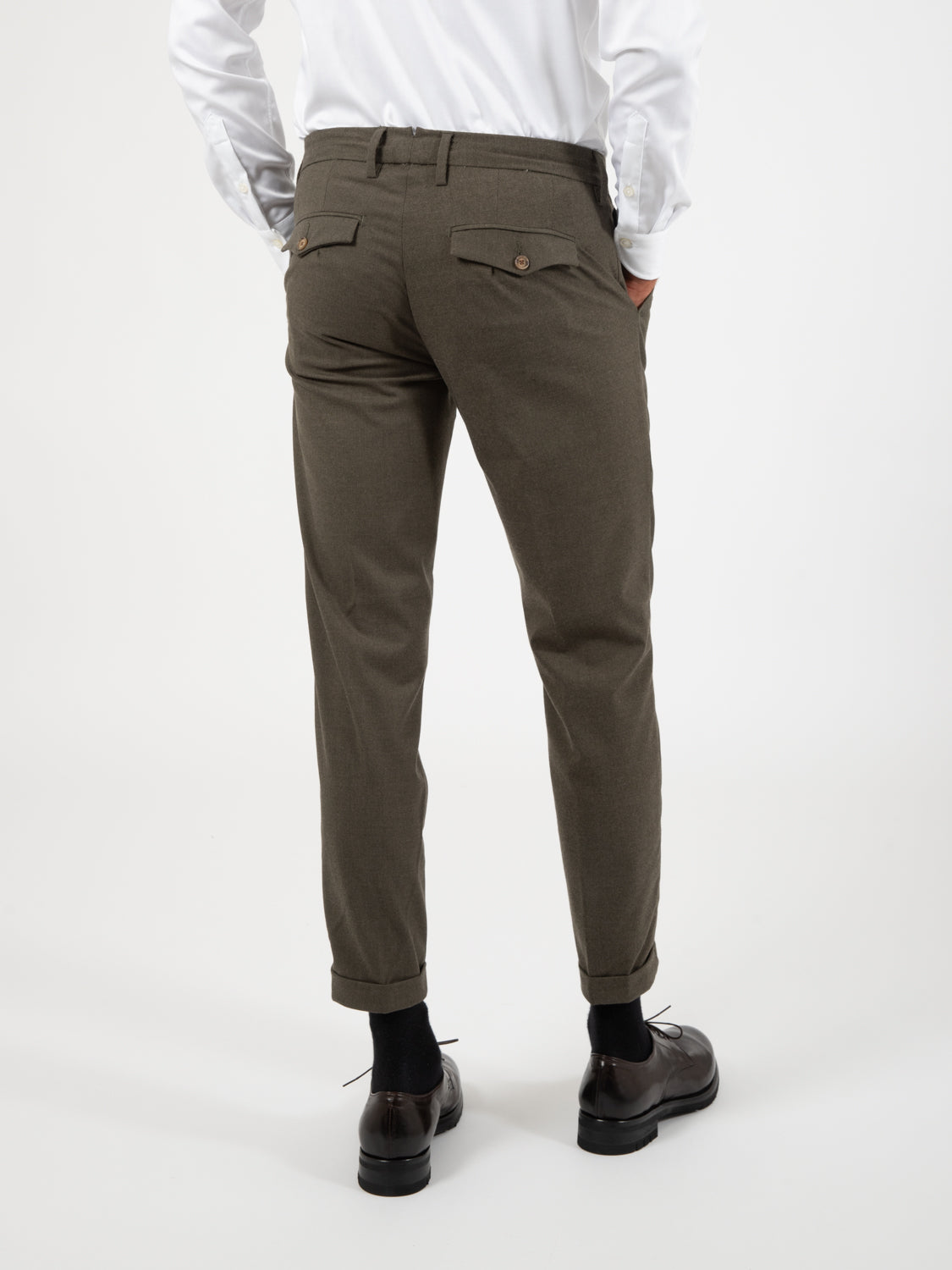 Pantaloni carrot verdi militare