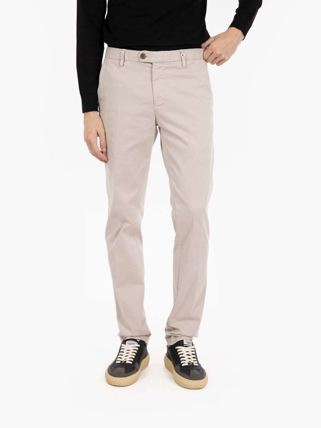 Pantaloni gabardina slim sabbia