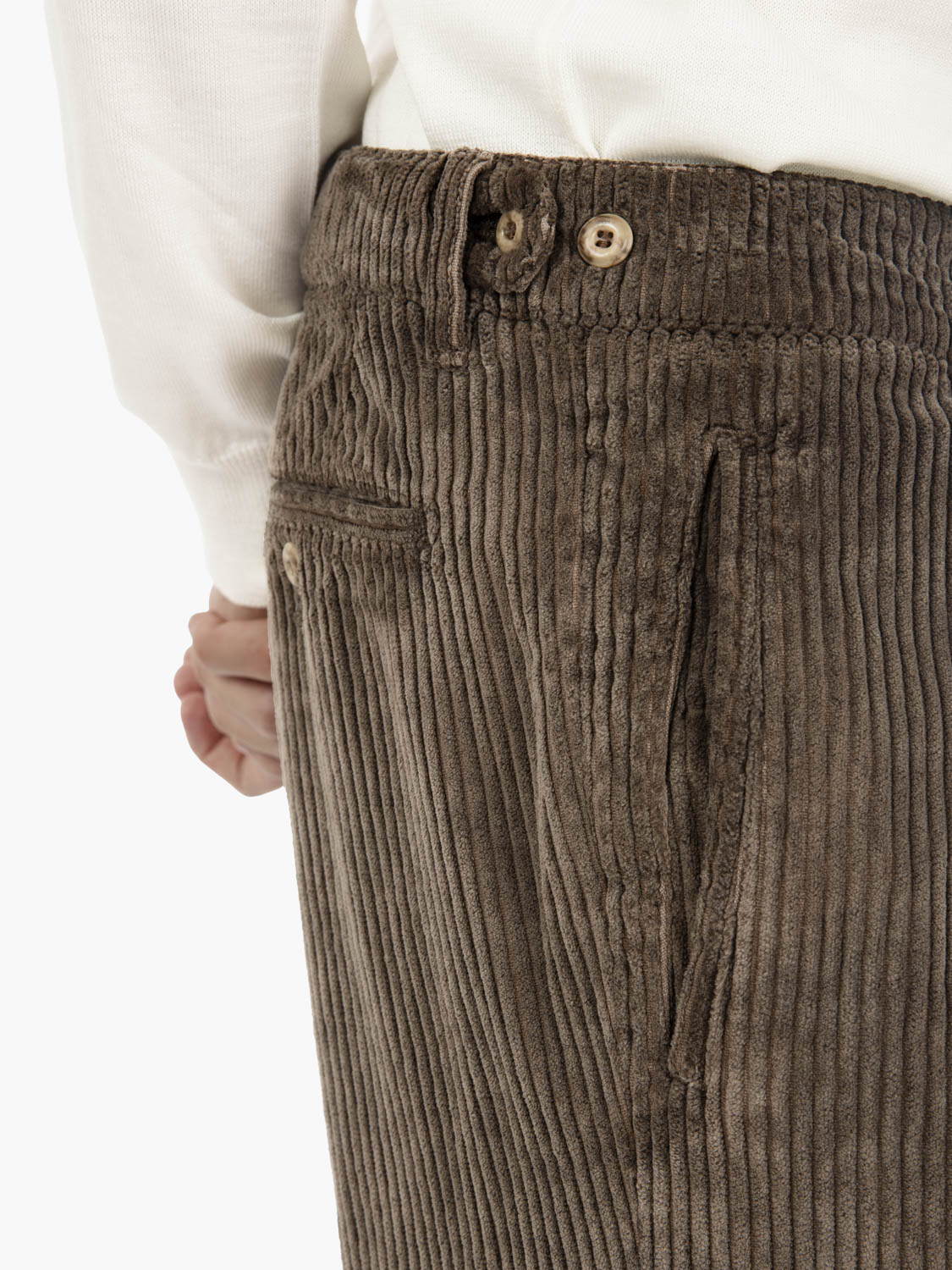 Pantaloni in velluto a coste moro