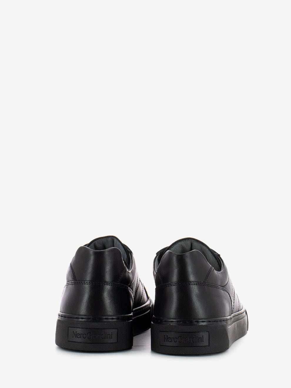 Black Gunto Sneakers