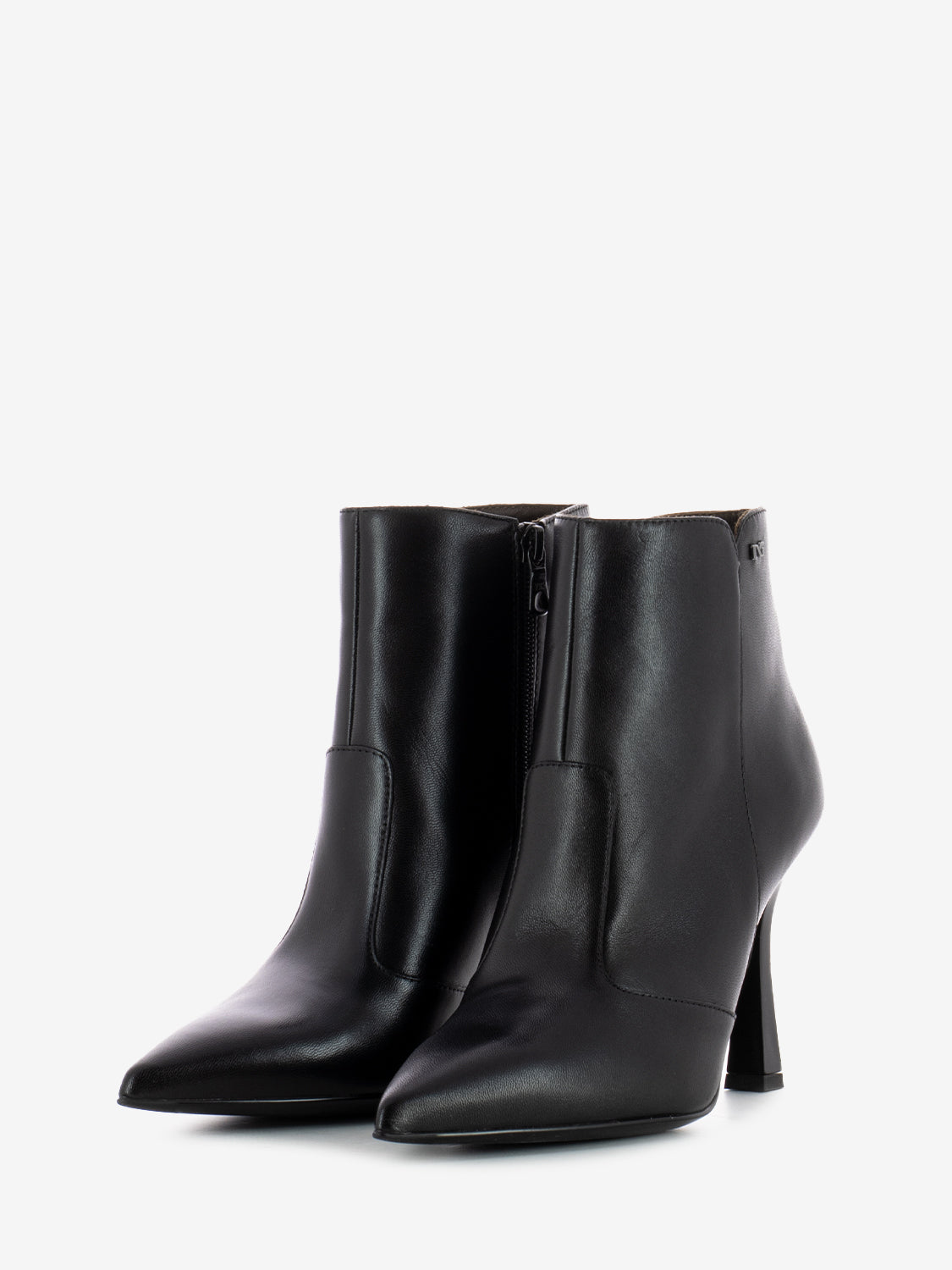 Pandora ankle boots in black nappa