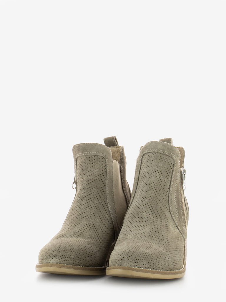 NERO GIARDINI - Tronchetti velour creta