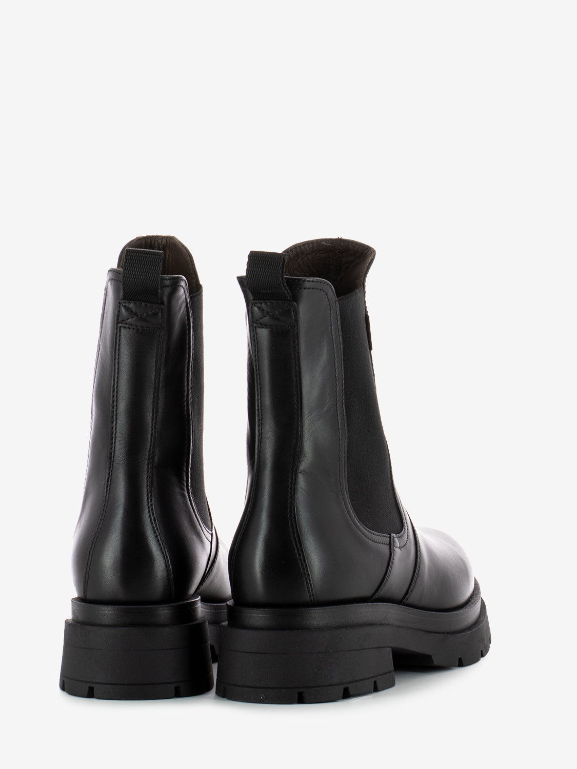 Rivalba black glove trunk