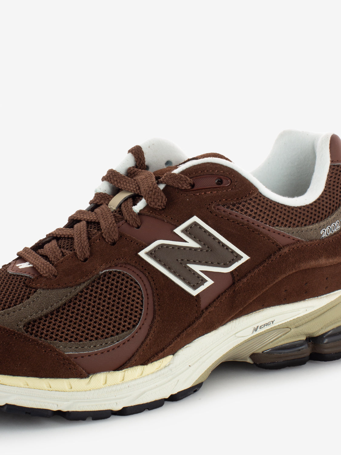 2002R suede e mesh brown