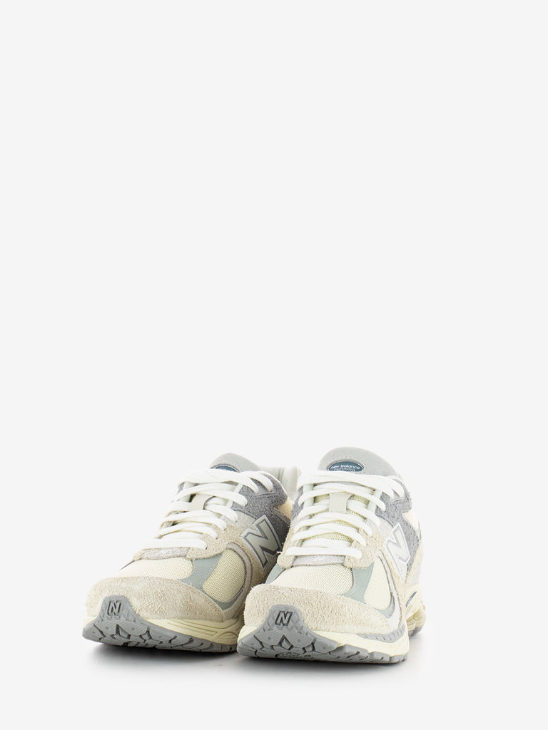 NEW BALANCE - 2002R suede e mesh off white