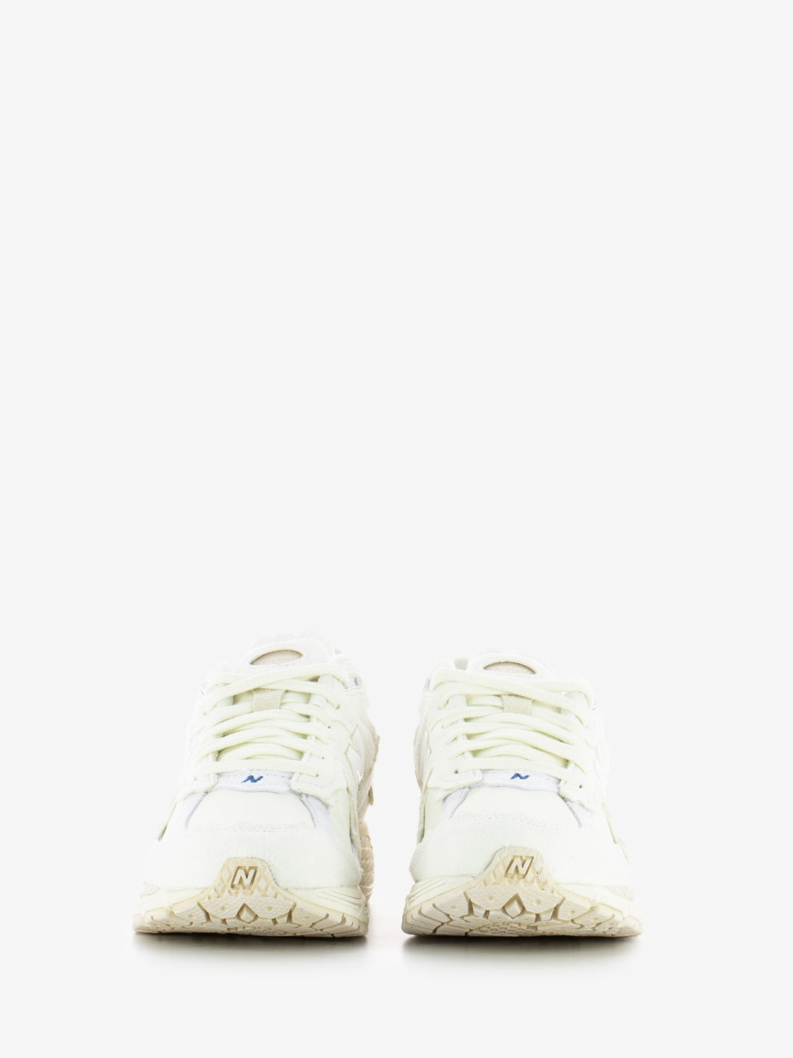 2002R suede e mesh white