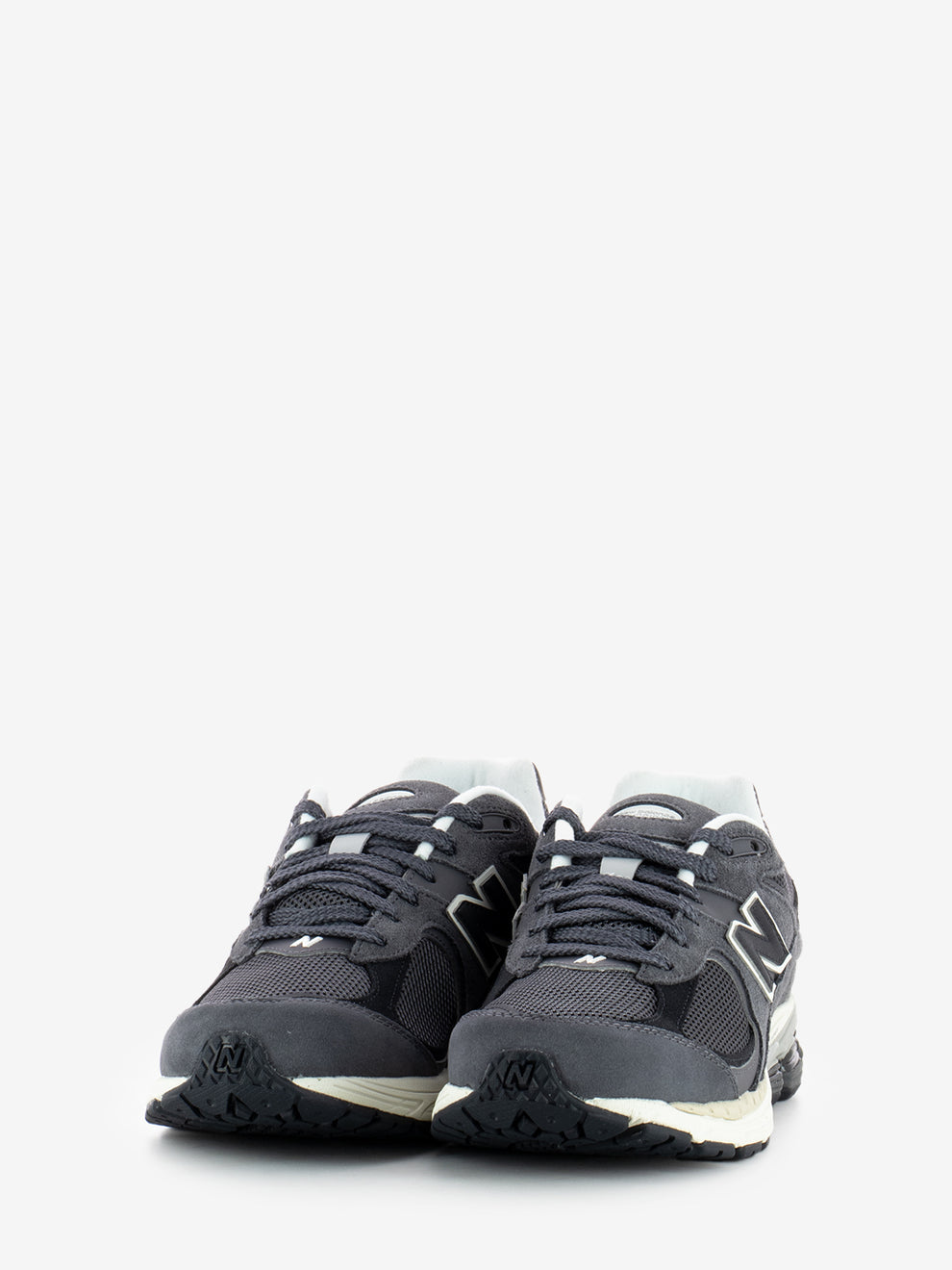 2002R suede mesh dark grey