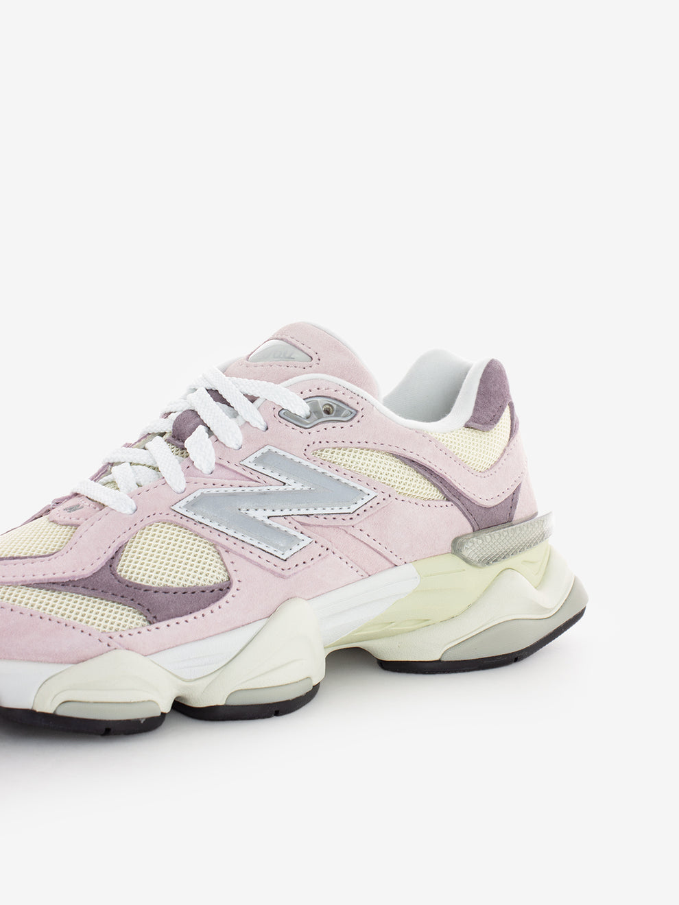 9060 suede and pink mesh