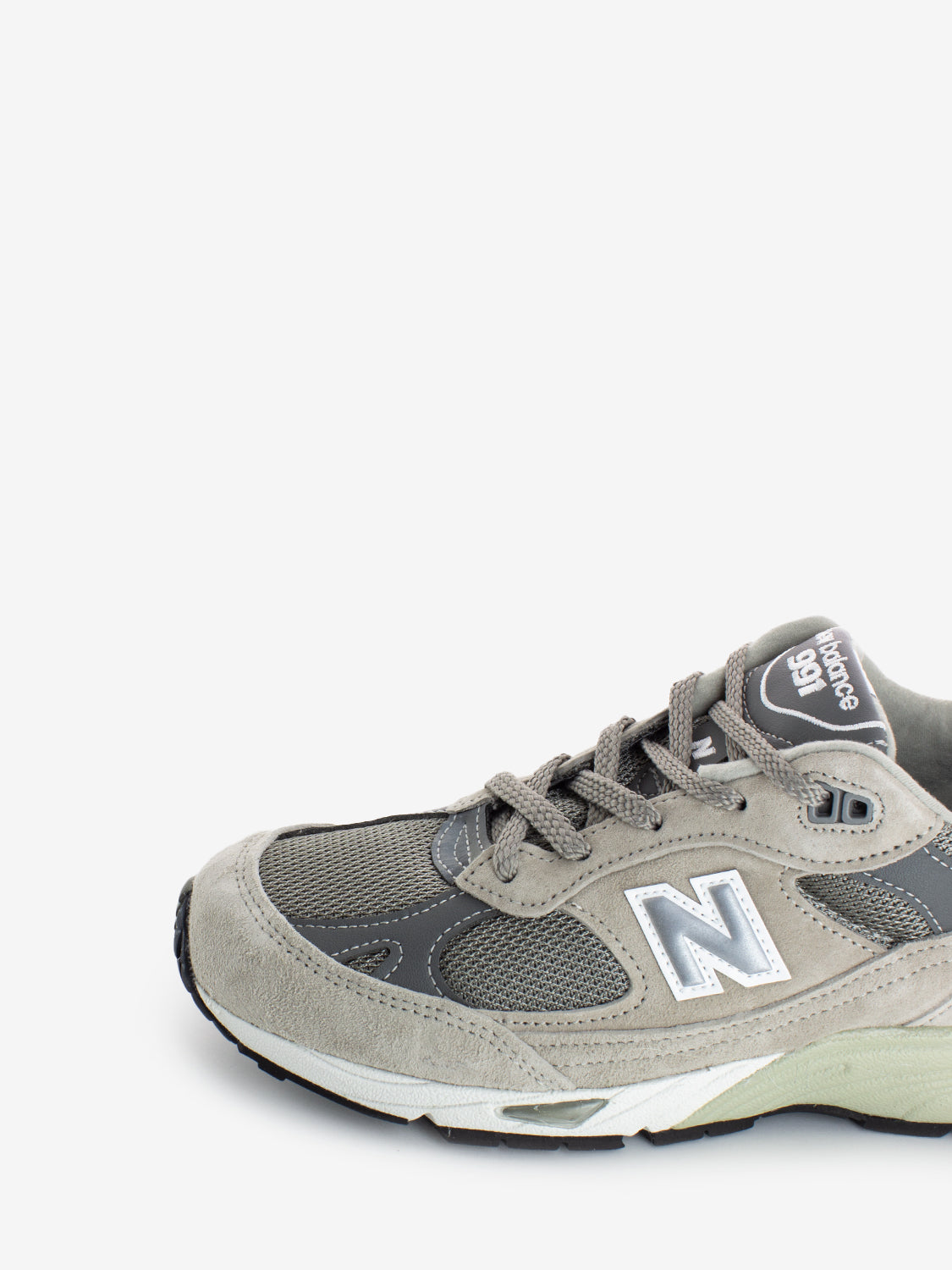 991 W Lifestyle grey