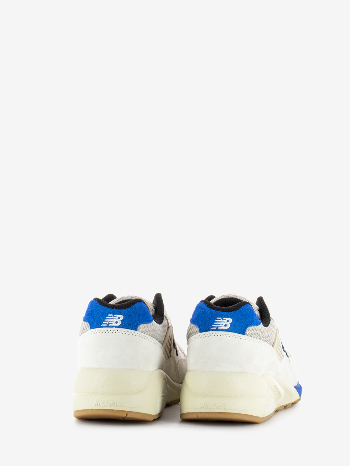 580 lifestyle linen / blue sneakers