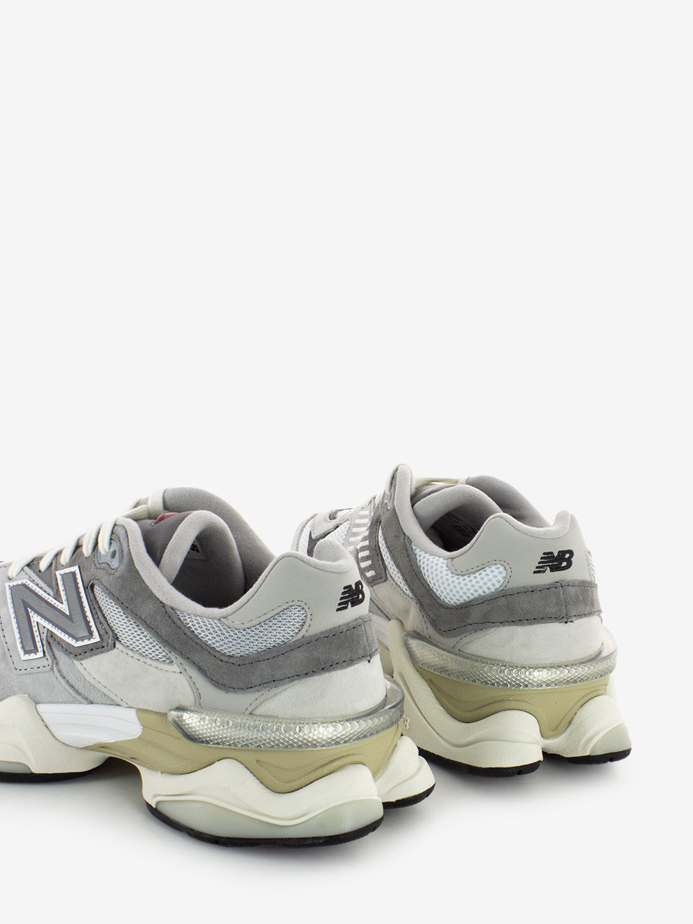 Sneakers 9060 grey