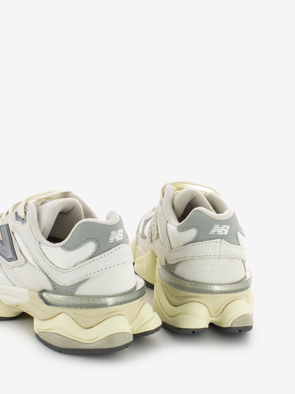 Sneakers 9060 sea salt