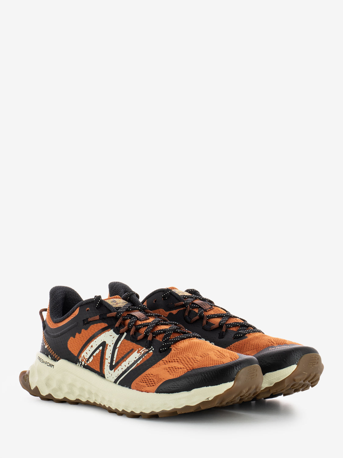 Fresh Foam Garoè trail orange / black sneakers
