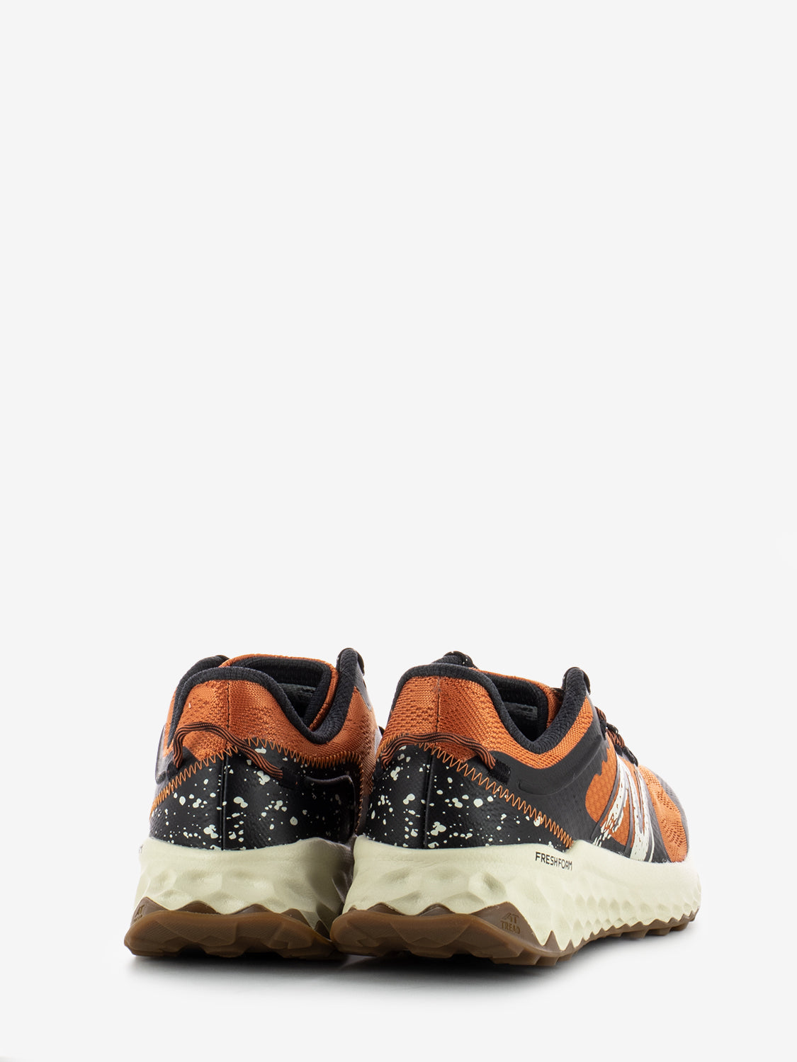 Fresh Foam Garoè trail orange / black sneakers