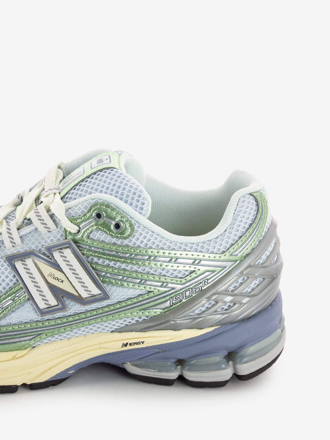 Lifestyle 1906 ice blue sneakers