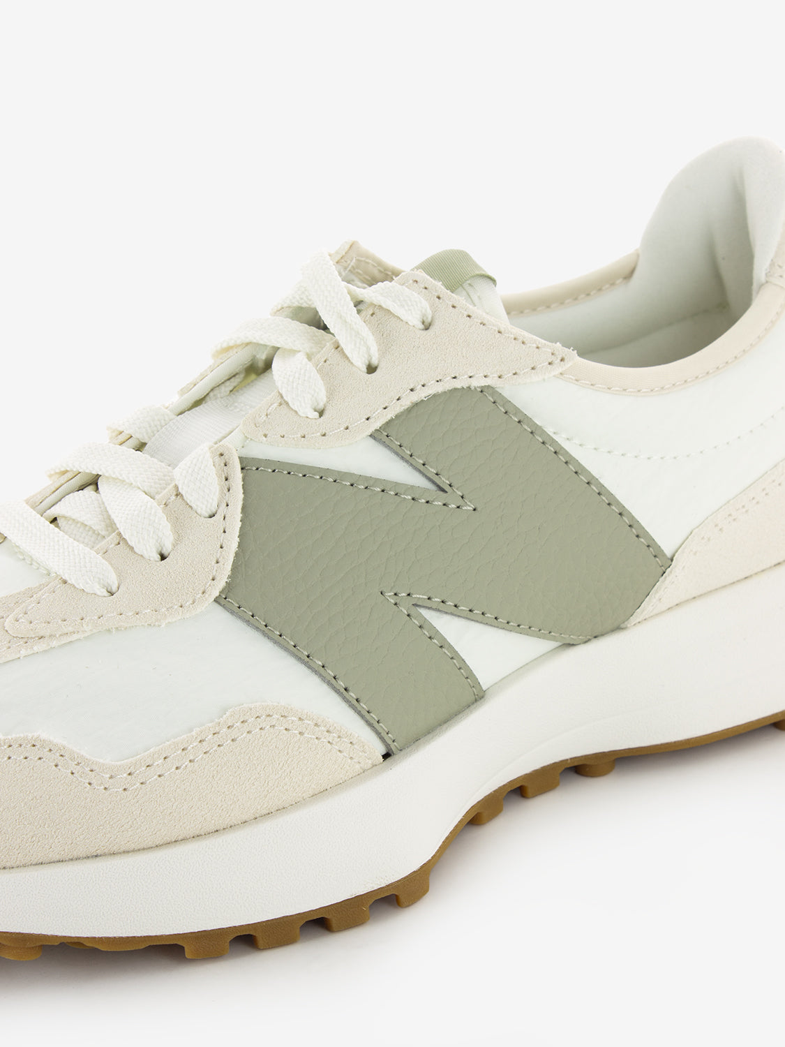 Lifetsyle 327 off white / linen tan sneakers