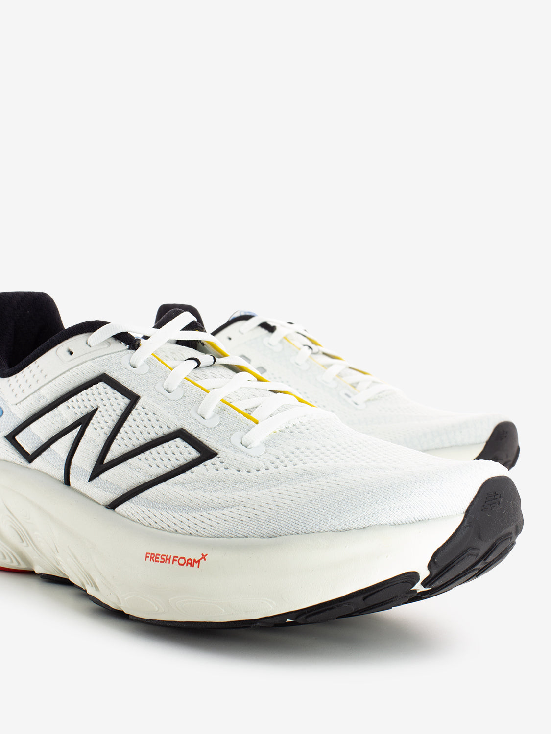 M fresh foam X 1080 V13 white sneakers